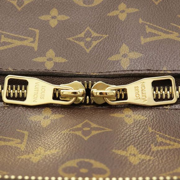 Louis Vuitton Male MM Monogram Handbag - Picture 4 of 7